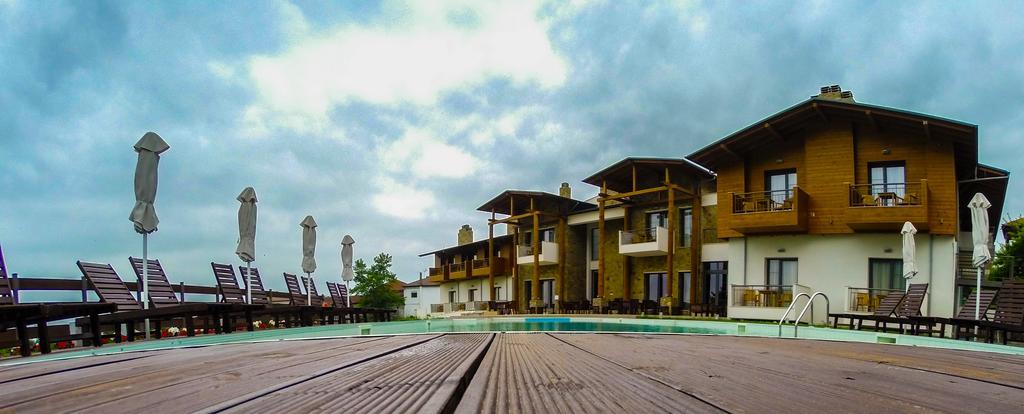 Irene'S Resort Káto Loutrákion Kültér fotó