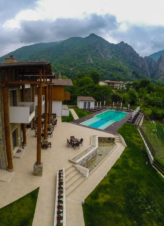 Irene'S Resort Káto Loutrákion Kültér fotó