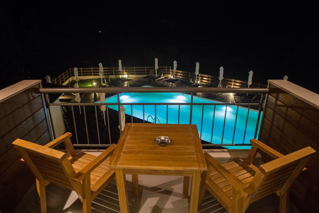 Irene'S Resort Káto Loutrákion Kültér fotó