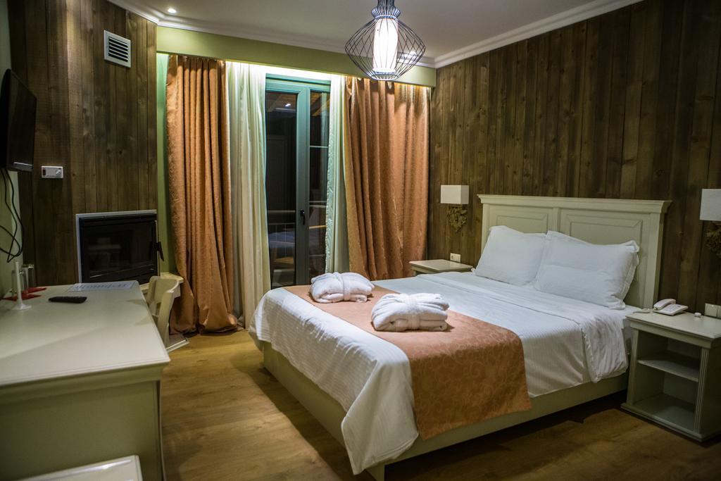 Irene'S Resort Káto Loutrákion Kültér fotó