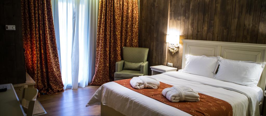Irene'S Resort Káto Loutrákion Kültér fotó