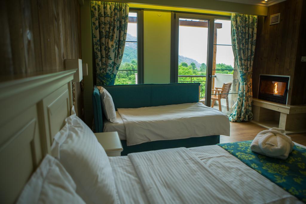 Irene'S Resort Káto Loutrákion Kültér fotó