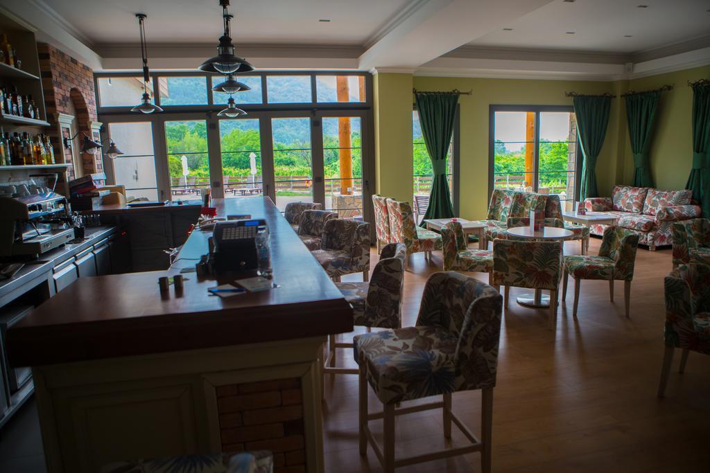 Irene'S Resort Káto Loutrákion Kültér fotó