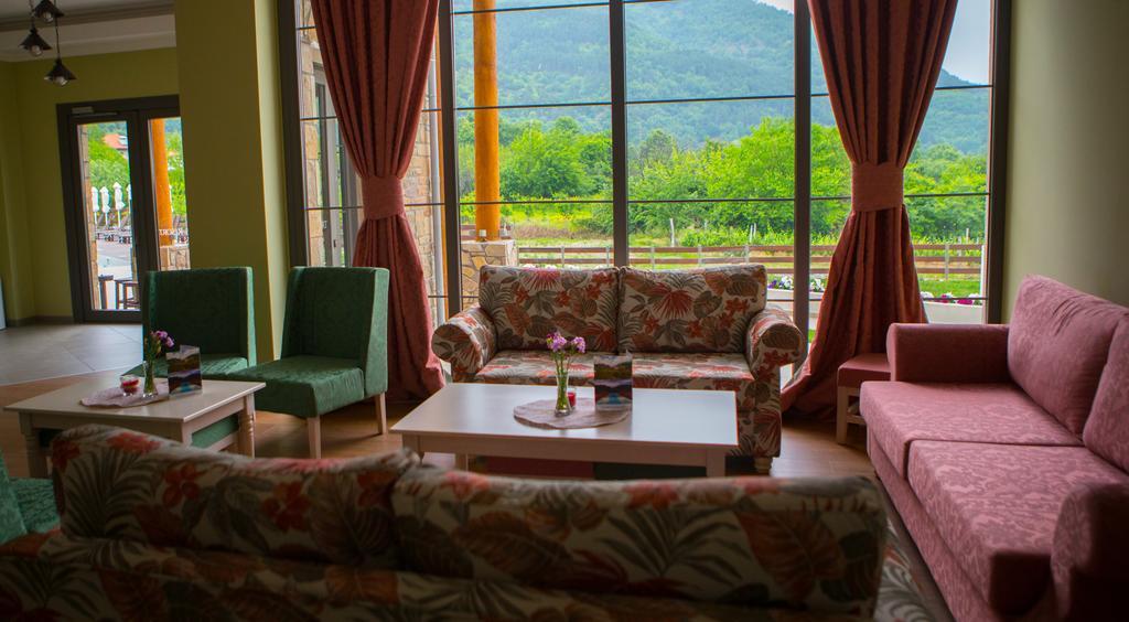 Irene'S Resort Káto Loutrákion Kültér fotó